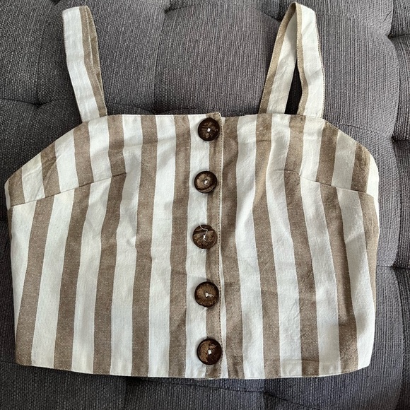 Button Down Crop Top - Picture 1 of 6